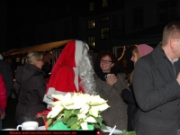nikolaus-besuch-beim-weihnachtsmarkt-klinikum-ludwigshafen-06-12-2012-44