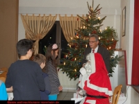 nikolaus-besuch-kinder-bescherung-schrebergarten-verein-viernheim-am-08-12-2012-19