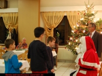 nikolaus-besuch-kinder-bescherung-schrebergarten-verein-viernheim-am-08-12-2012-21